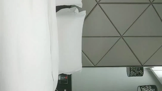 双飞粉嫩逼小姐姐，这肉穴可舔可吸，干净又卫生老铁们！
