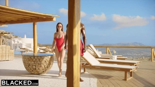 撸点极高-完美肥臀御姐硅胶女用大屌娃娃，水声哗哗娇喘呻吟，脱下丝袜大白屁股