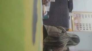 风韵犹存的小姐姐家里穿着性感黑丝激情啪啪
